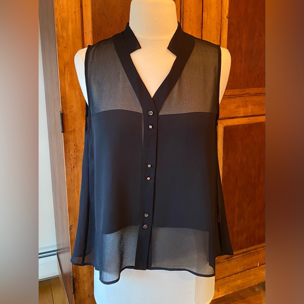 ZOA BLOUSE SLEEVELESS MODERN SHEER SIZE SMALL